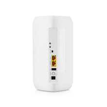 Charger l'image dans la galerie, ZyXEL NR5103EV2 5G NR Routeur intérieur 2xRJ45 1xUSB 2.0 2 ports TS9 pour antenne externe